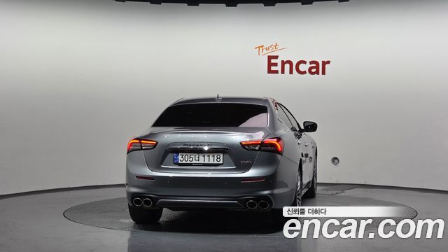 Maserati Ghibli из Кореи Encar