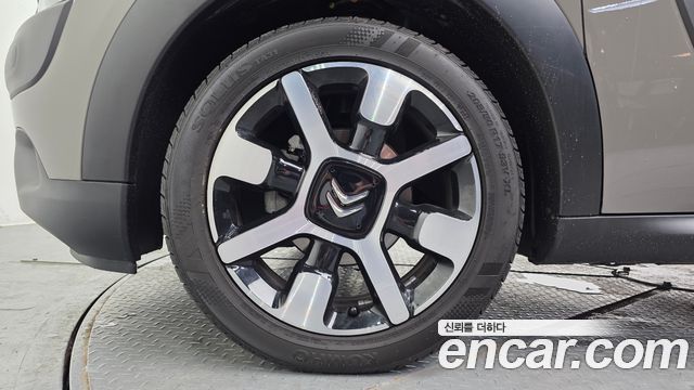 Citroen-DS C4 CACTUS из Кореи Encar