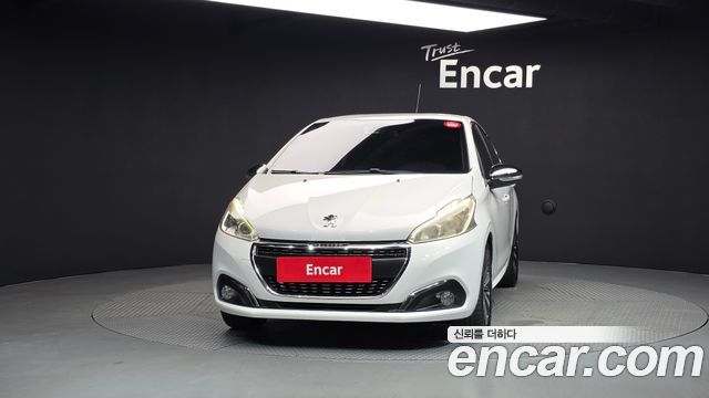 Peugeot 208 из Кореи Encar