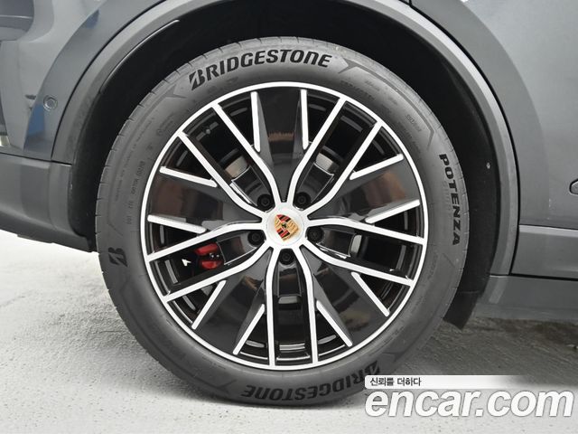 Porsche Macan из Кореи Encar