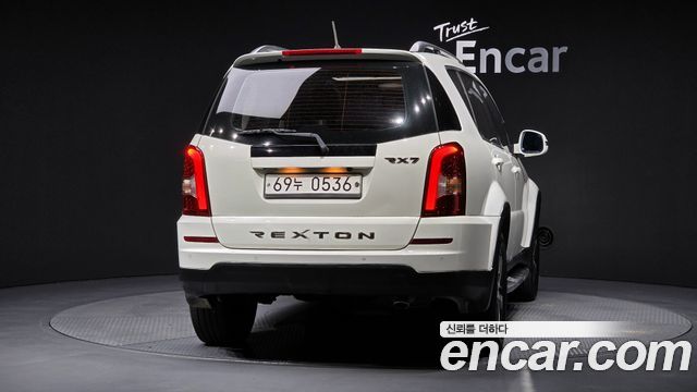 Ssangyong Rexton 2.0 4WD RX7 Luxury — пробег 70 021 км — фото 4 из 5