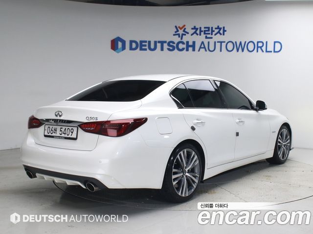 Infiniti Q50 3.5 Blue Sport Sensory — пробег 31 973 км — фото 2 из 5