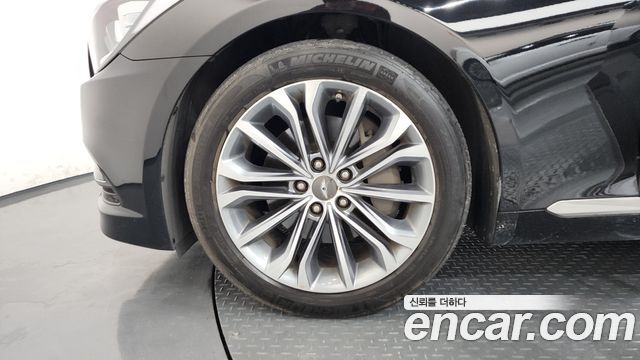 Hyundai Genesis из Кореи Encar