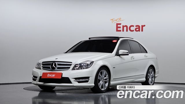 Mercedes-Benz C-Class C200 CGI AVANTGARDE — пробег 61 022 км — фото 1 из 5