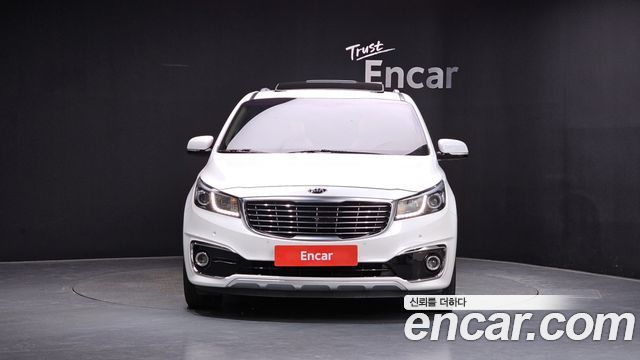 Kia Carnival Gasoline 7-seater Limousine President — пробег 127 491 км — фото 3 из 5