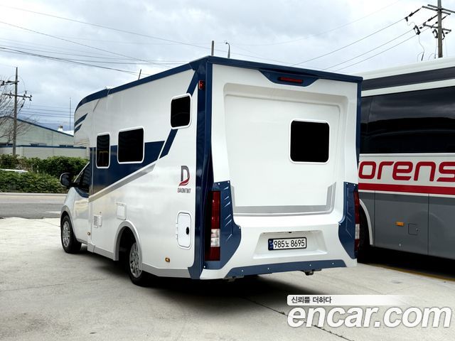Hyundai Staria из Кореи Encar
