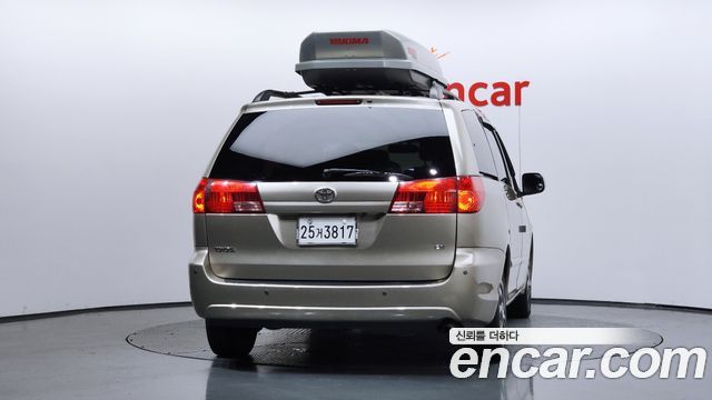 Toyota Sienna из Кореи Encar