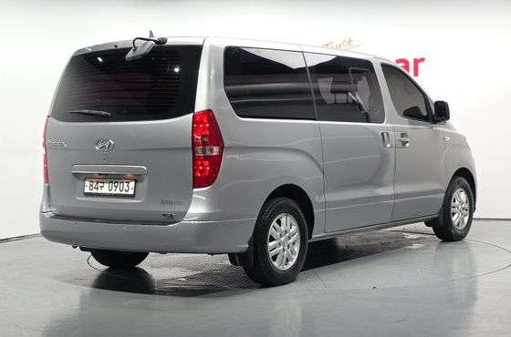 Hyundai Starex Van 5-Seater LPi Smart — пробег 152 535 км — фото 2 из 5