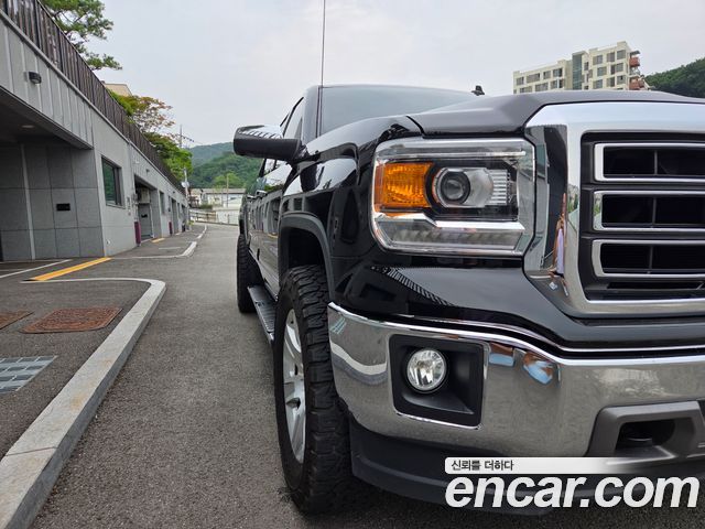 GMC Sierra Denali — пробег 95 929 км — фото 4 из 5