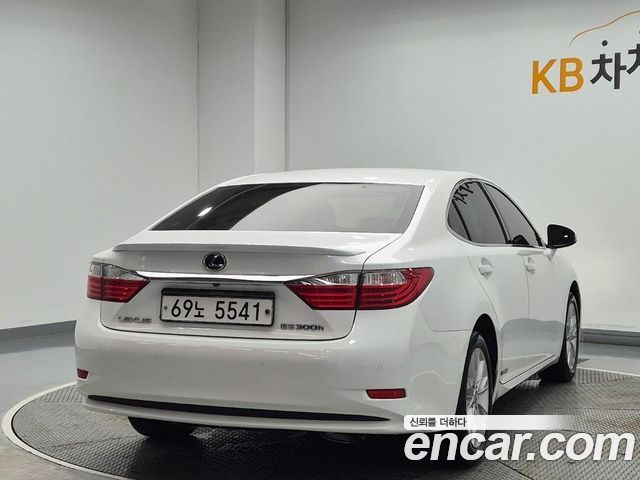 Lexus ES Executive XV60 — пробег 146 030 км — фото 3 из 5