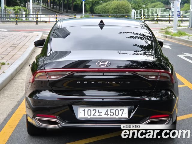 Hyundai Grandeur из Кореи Encar