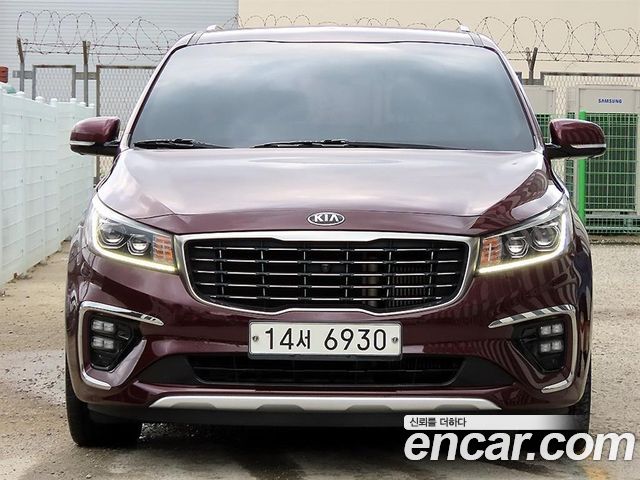 Kia Carnival из Кореи Encar
