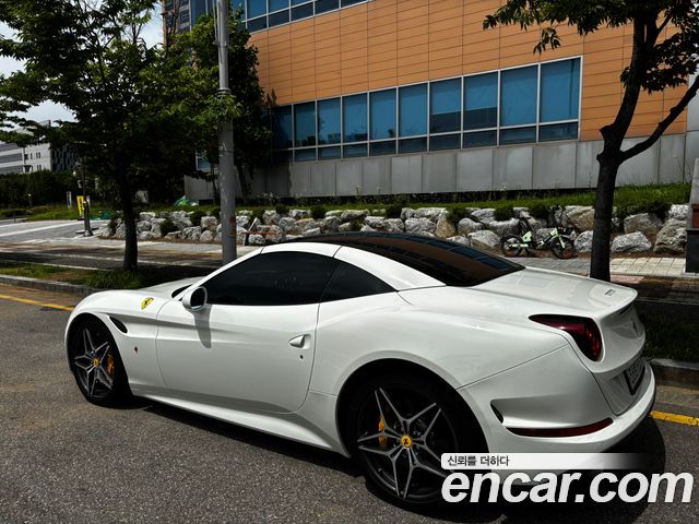 Ferrari California из Кореи Encar