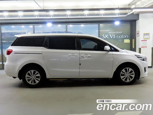 Kia Carnival 6-seater Wheelchair lift — пробег 259 146 км — фото 3 из 5