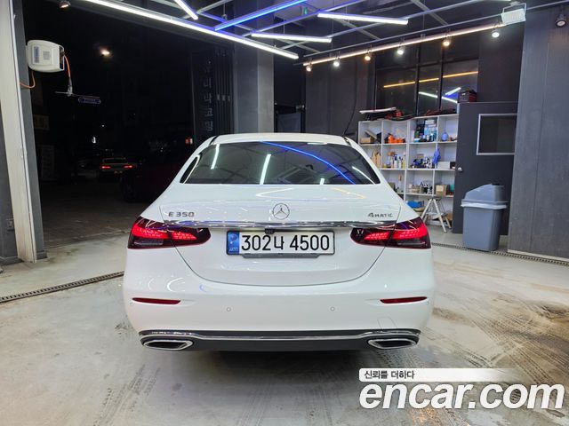 Mercedes-Benz E-Class из Кореи Encar
