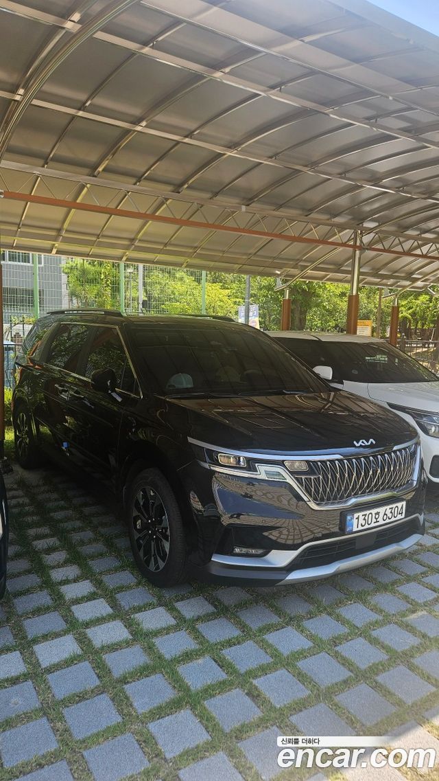 Kia Carnival Gasoline 9-Seater Prestige — пробег 24 000 км — фото 2 из 5