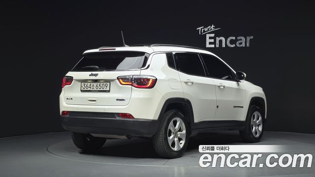 Jeep Compass 2.4 Longitude AWD — пробег 68 885 км — фото 2 из 5