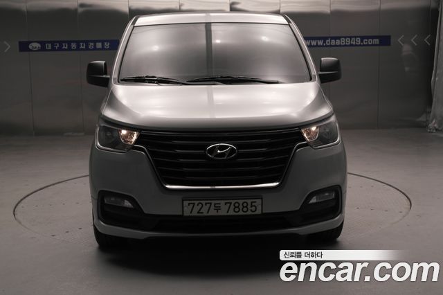 Hyundai Starex Wagon 11-Seater Smart — пробег 132 522 км — фото 3 из 5