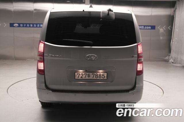 Hyundai Starex Wagon 11-Seater Smart — пробег 132 522 км — фото 4 из 5