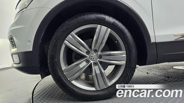 Volkswagen Tiguan из Кореи Encar