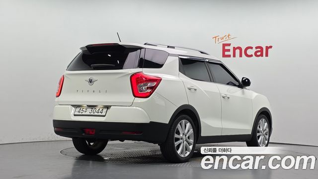Ssangyong TIBOLI из Кореи Encar