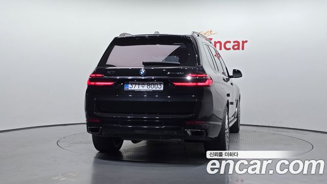 BMW X7 xDrive 40d Design Pure Excellence 6-Seater — пробег 27 642 км — фото 4 из 5