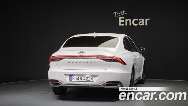 Hyundai Grandeur из Кореи Encar