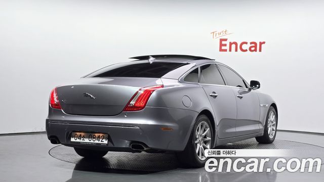 Jaguar XJ из Кореи Encar
