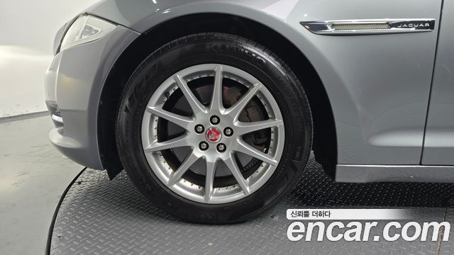 Jaguar XJ из Кореи Encar