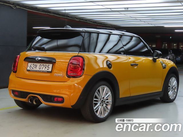 Mini Cooper из Кореи Encar
