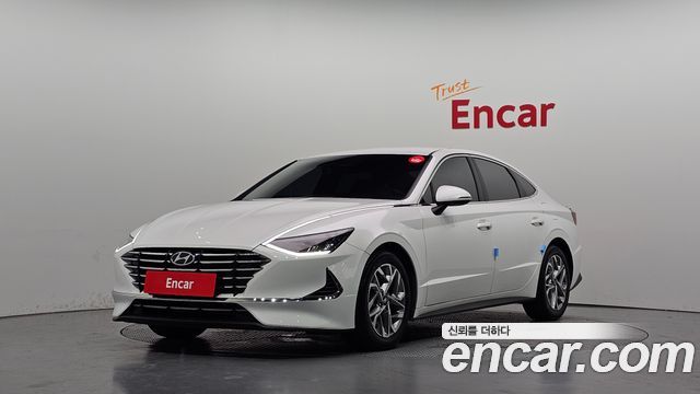 Hyundai Sonata 2.0 Premium — пробег 46 936 км — фото 1 из 5