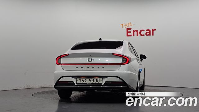 Hyundai Sonata 2.0 Premium — пробег 46 936 км — фото 4 из 5