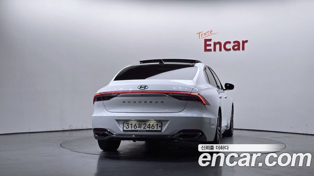 Hyundai Grandeur из Кореи Encar