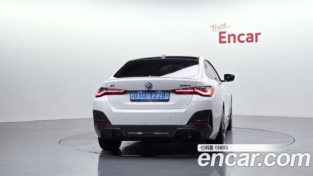 BMW i4 из Кореи Encar