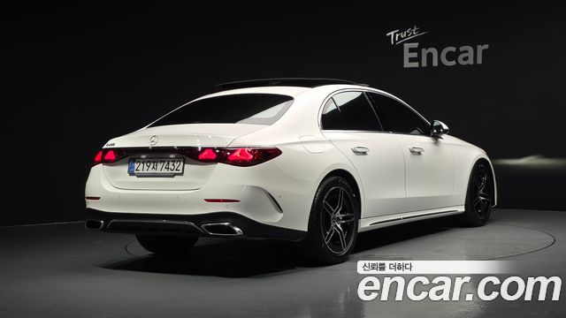 Mercedes-Benz E-Class из Кореи Encar