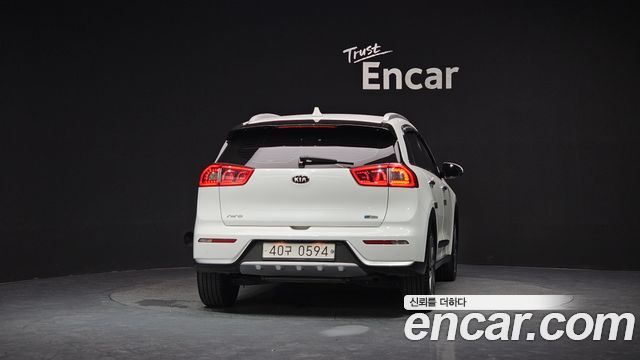 Kia Niro из Кореи Encar