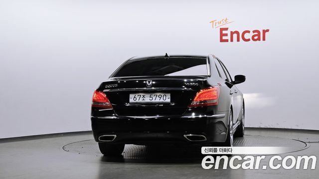 Hyundai Equus из Кореи Encar