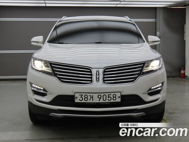 Lincoln MKC 2.0 AWD — пробег 99 690 км — фото 2 из 5
