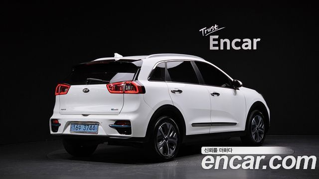 Kia Niro из Кореи Encar