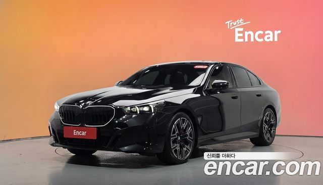 BMW 5-Series 530i xDrive M Sport Pro Special Edition — пробег 9 254 км — фото 1 из 5