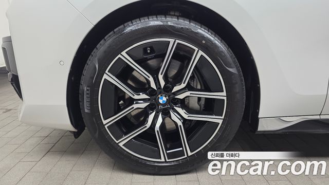 BMW 7-Series 740i sDrive M Sport — пробег 45 764 км — фото 5 из 5