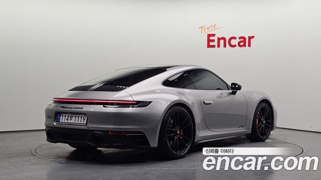 Porsche 911 Carrera 4 GTS — пробег 23 150 км — фото 2 из 5