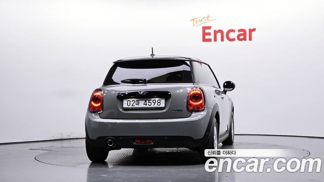 Mini Cooper из Кореи Encar