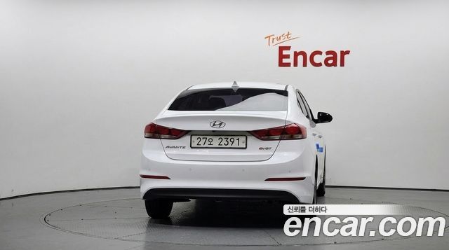 Hyundai AVANTE из Кореи Encar