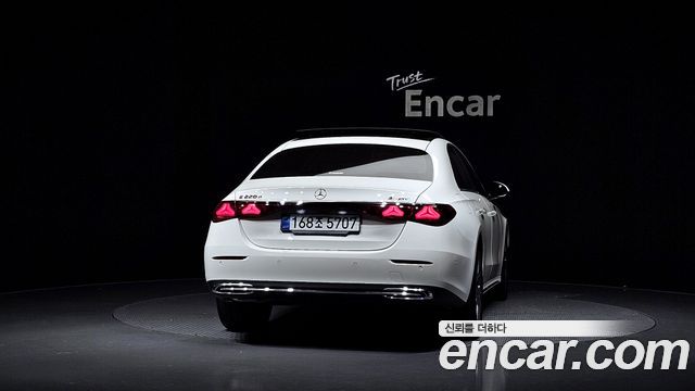 Mercedes-Benz E-Class из Кореи Encar