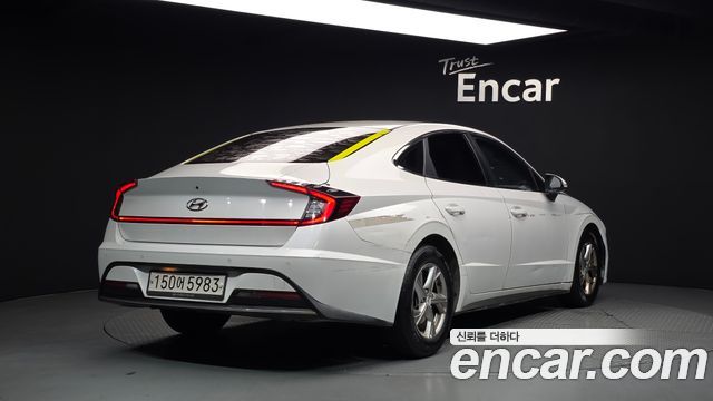 Hyundai Sonata 2.0 Modern — пробег 184 690 км — фото 2 из 5