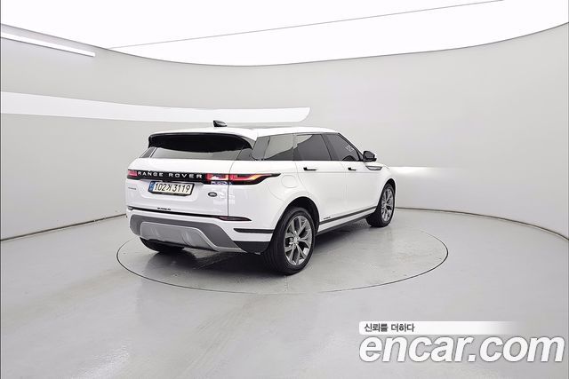 Land Rover Range Rover Evoque P250 SE — пробег 68 115 км — фото 2 из 5