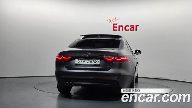 Jaguar XF из Кореи Encar