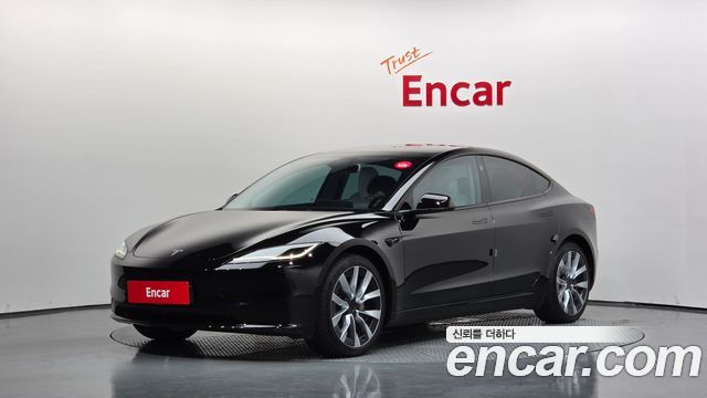 Tesla Model 3 RWD — пробег 15 143 км — фото 1 из 5