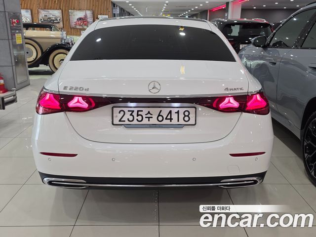 Mercedes-Benz E-Class из Кореи Encar
